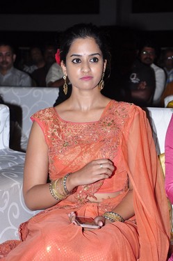 Nanditha at Savitri Audio Launch